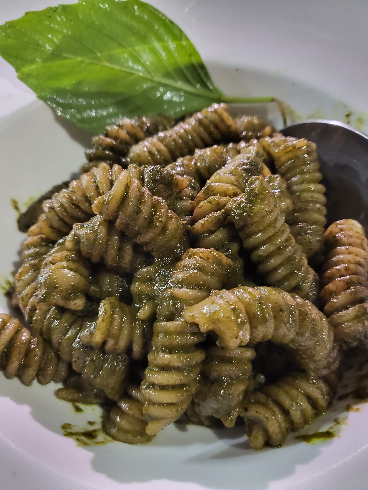 Local Thai Pesto di Basilico